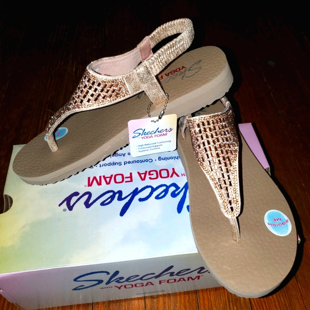 Skechers